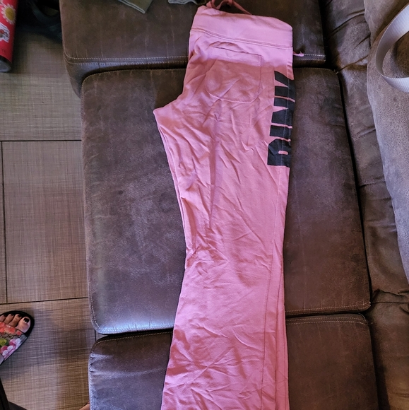 Pink Jogging Set - Picture 2 of 3